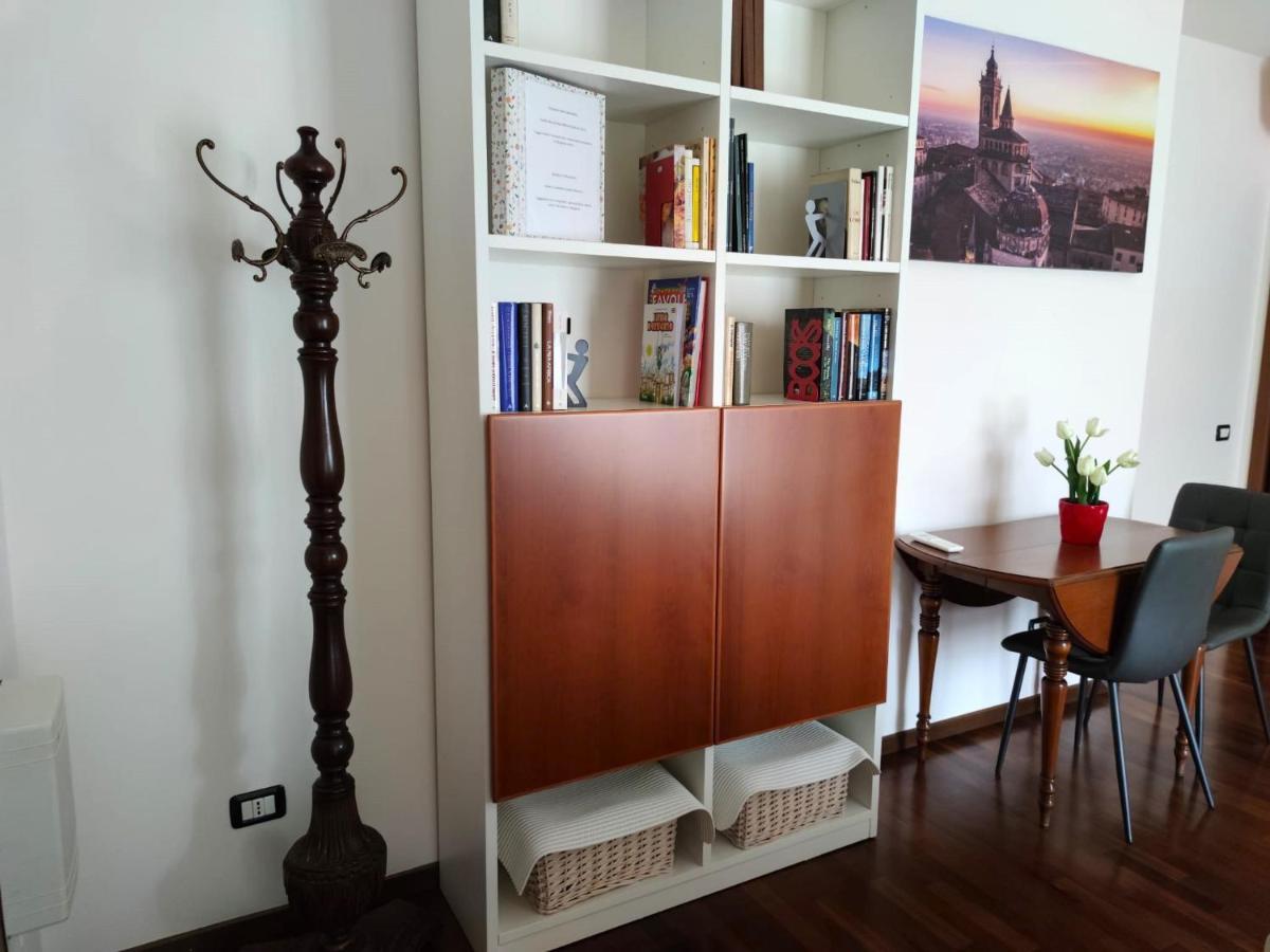 Appartamento Magnolia - Immobili E Soluzioni Rent ベルガモ エクステリア 写真